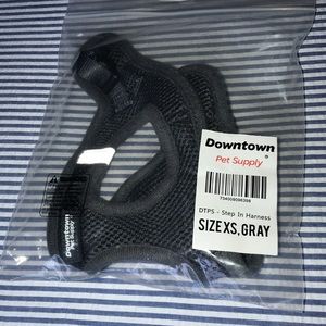 New Pet Harness  Never worn. Unable to return.